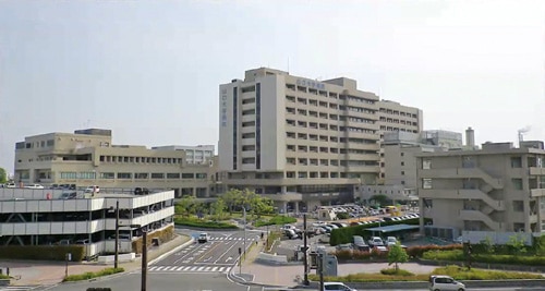 病院外観